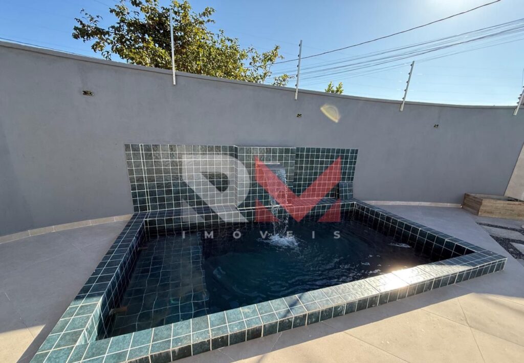 Casa nova com piscina em Itanhaém/SP
