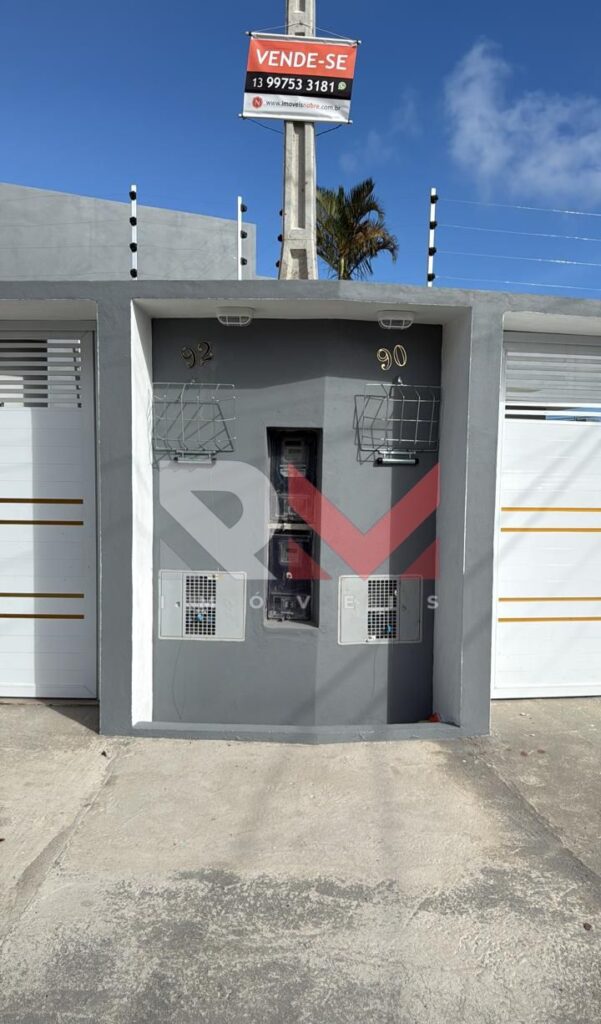 Casa nova com piscina em Itanhaém/SP