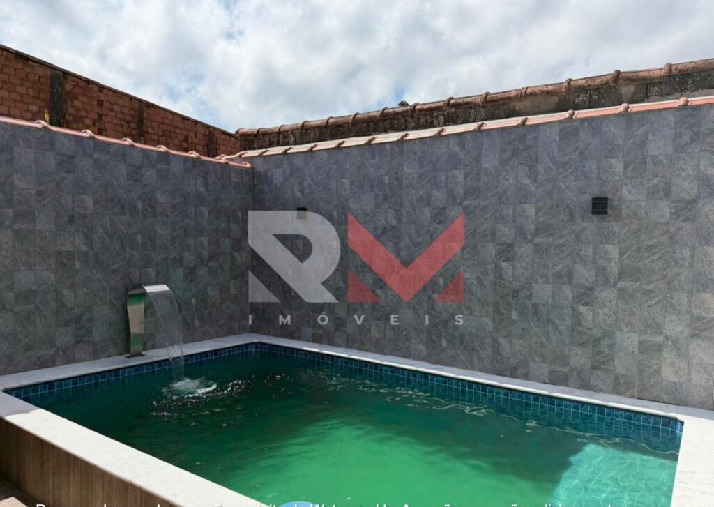 Casa com piscina em Itanhaém/Sp no bairro Nova Itanhaém