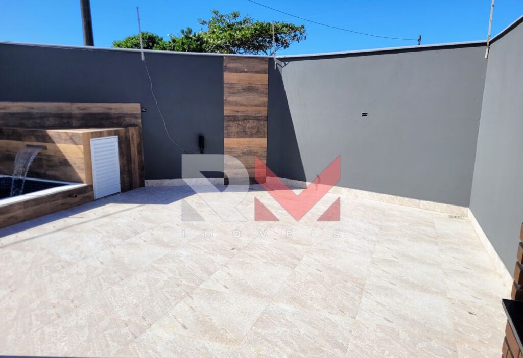 Condomínio em frente a praia com casas disponíveis no bairro Campos Eliseos em Itanhaém/Sp
