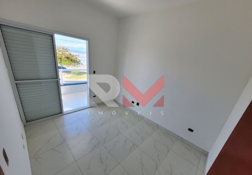 Condomínio em frente a praia com casas disponíveis no bairro Campos Eliseos em Itanhaém/Sp