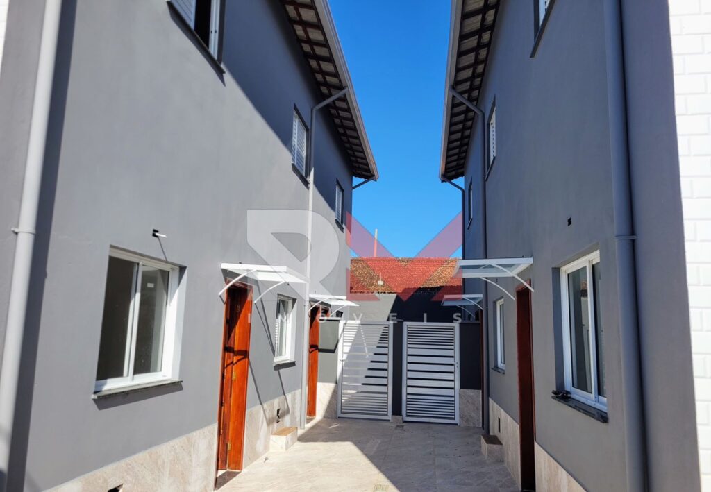 Condomínio em frente a praia com casas disponíveis no bairro Campos Eliseos em Itanhaém/Sp