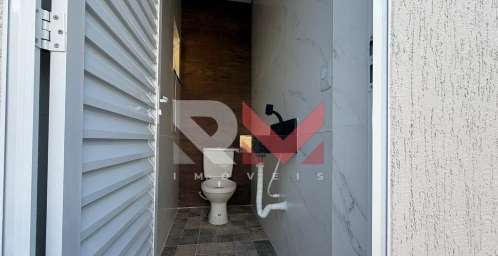 Casa com piscina localizada no bairro Suarão em Itanhaém/Sp