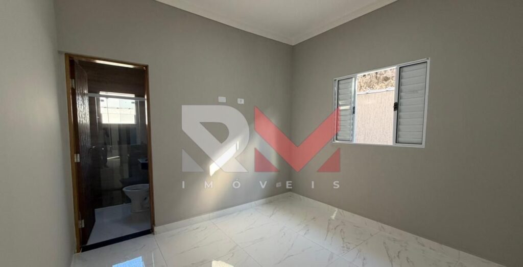 Casa com piscina localizada no bairro Suarão em Itanhaém/Sp