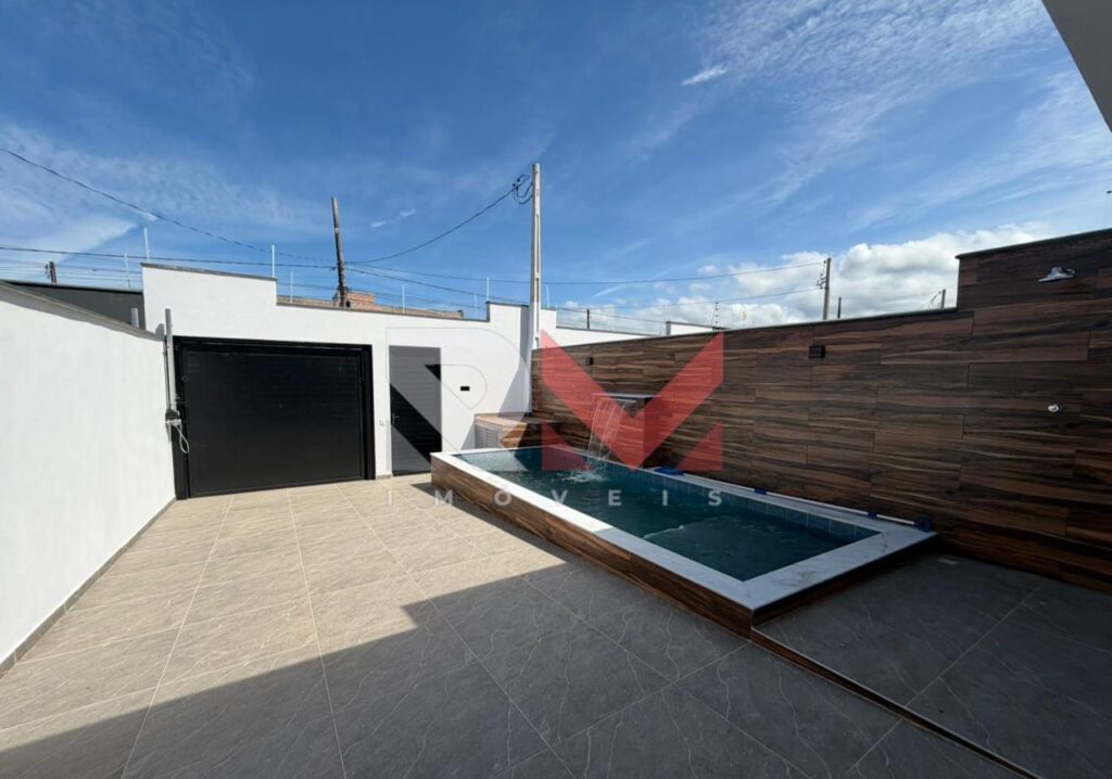 Casa com piscina no Cibratel em Itanhaém/Sp