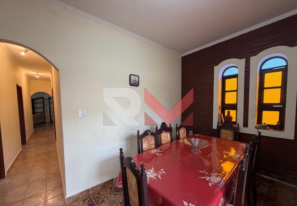 Casa disponível para venda em Itanhaém/Sp apenas 100 metros da praia