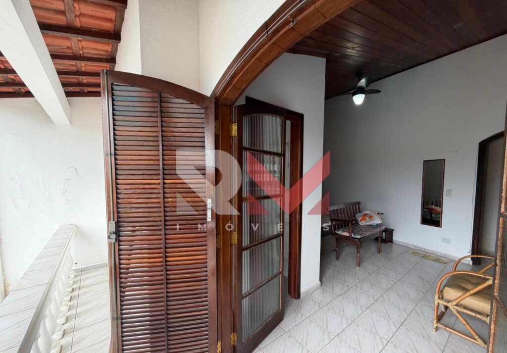 Casa disponível para venda em Itanhaém/Sp apenas 100 metros da praia