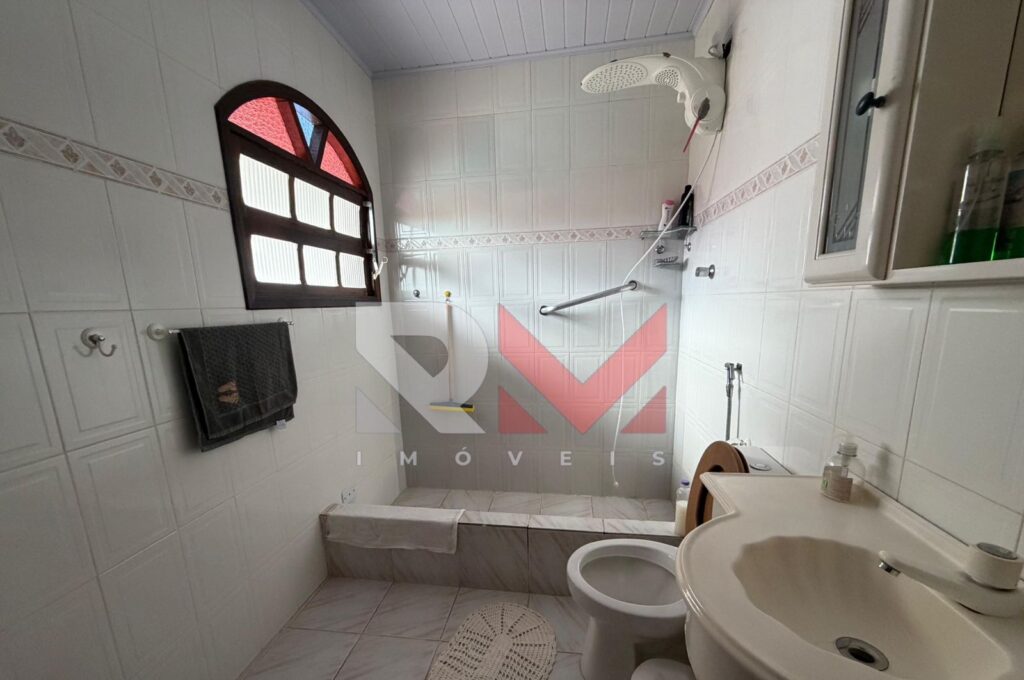 Casa disponível para venda em Itanhaém/Sp apenas 100 metros da praia