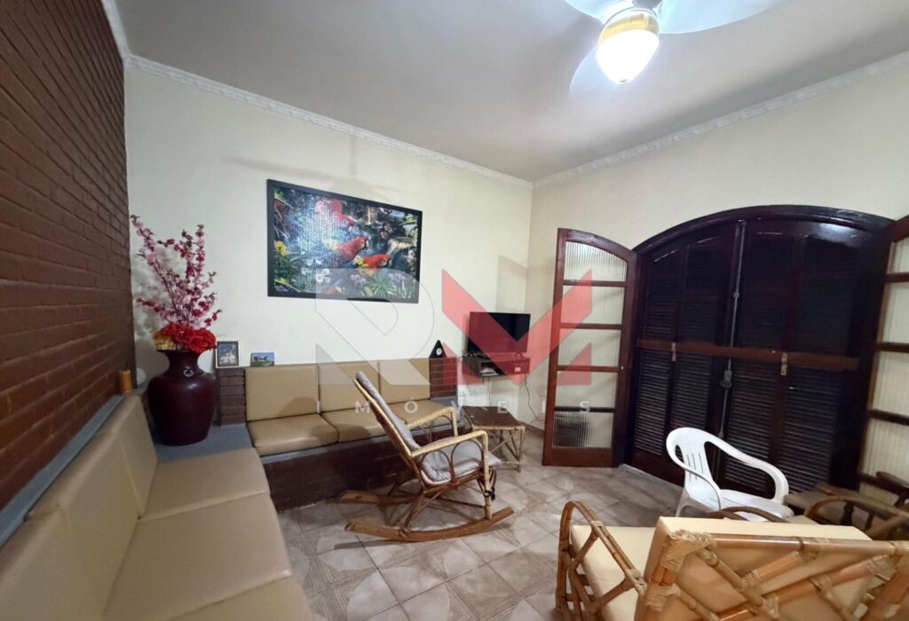 Casa disponível para venda em Itanhaém/Sp apenas 100 metros da praia