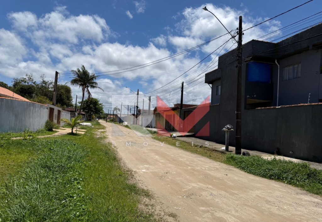 Terreno localizado no bairro Jamaica em Itanhaém/Sp