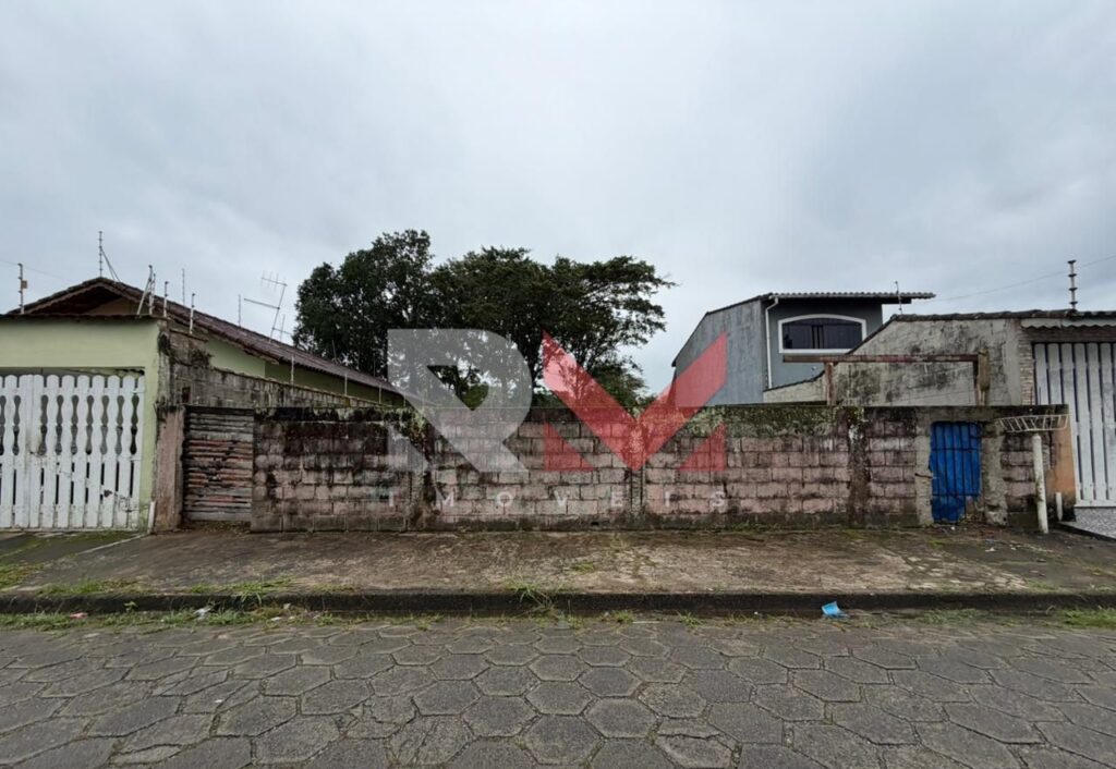 Terreno localizado no bairro Suarão aprova geminada em Itanhaém/Sp