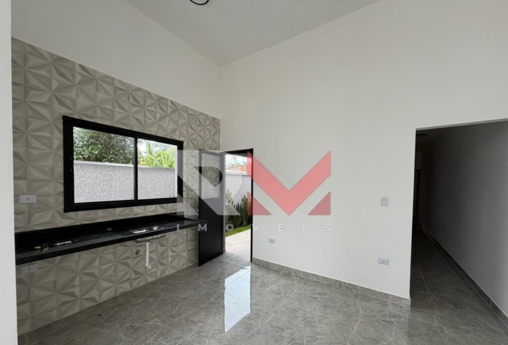 Casa localizada no bairro São Fernando em Itanhaém/Sp