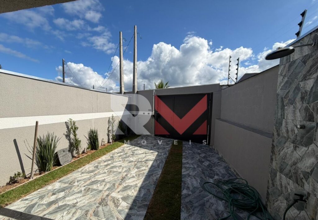 Casa com piscina em Gaivota em Itanhaém/Sp
