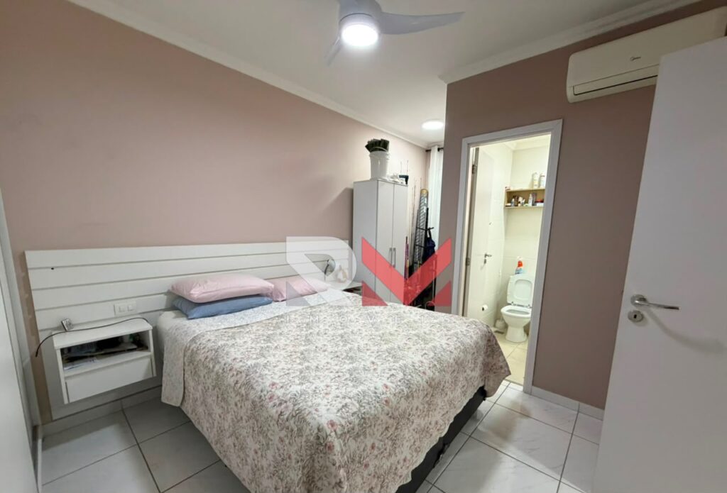 Apartamento localizado no centro de Itanhaém/Sp