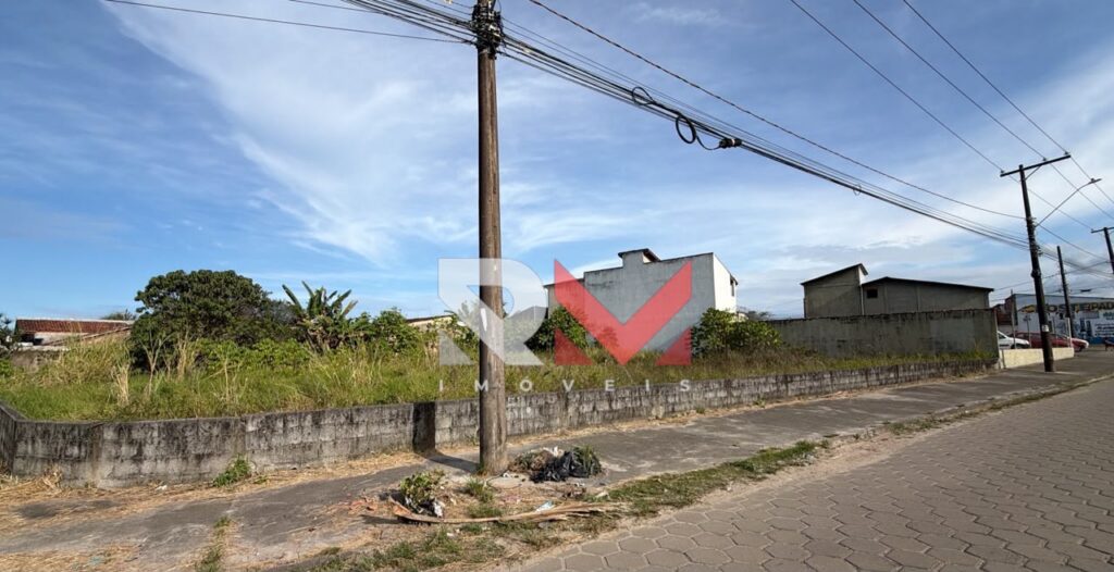 Lote localizado no bairro São Fernando em Itanhaém/sP