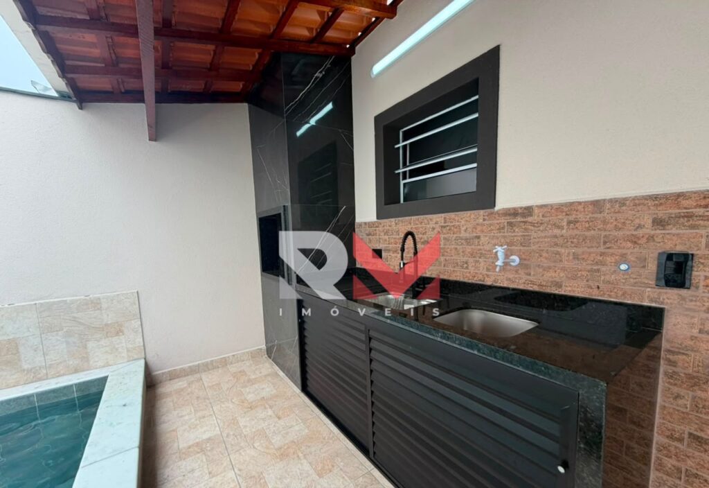 Casa localizada no bairro Nova Itanhaém em Itanhaém/Sp