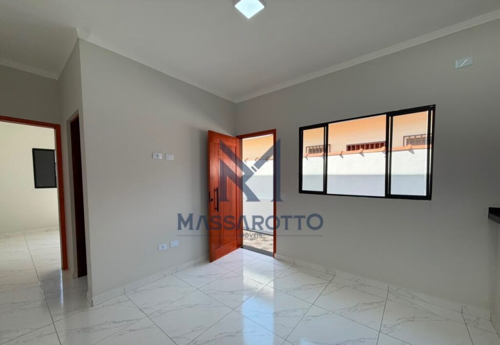Linda casa no bairro Loty em Itanhaém/Sp