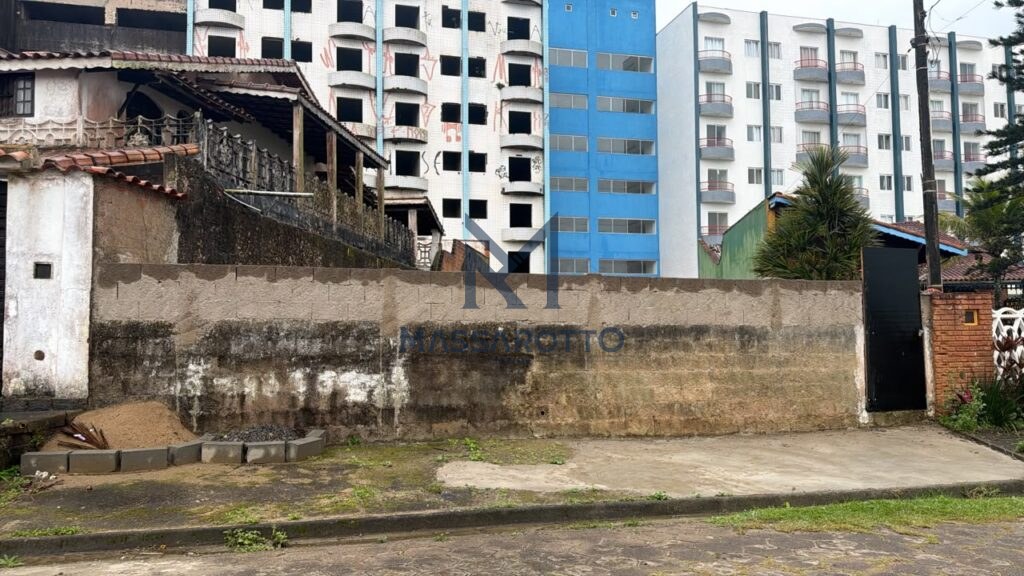 Excelente lote no bairro Balneário Yuri